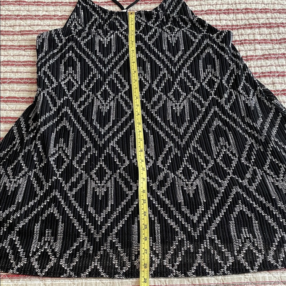 Aeropostale Black and White Geometric Mini Dress - Picture 9 of 13